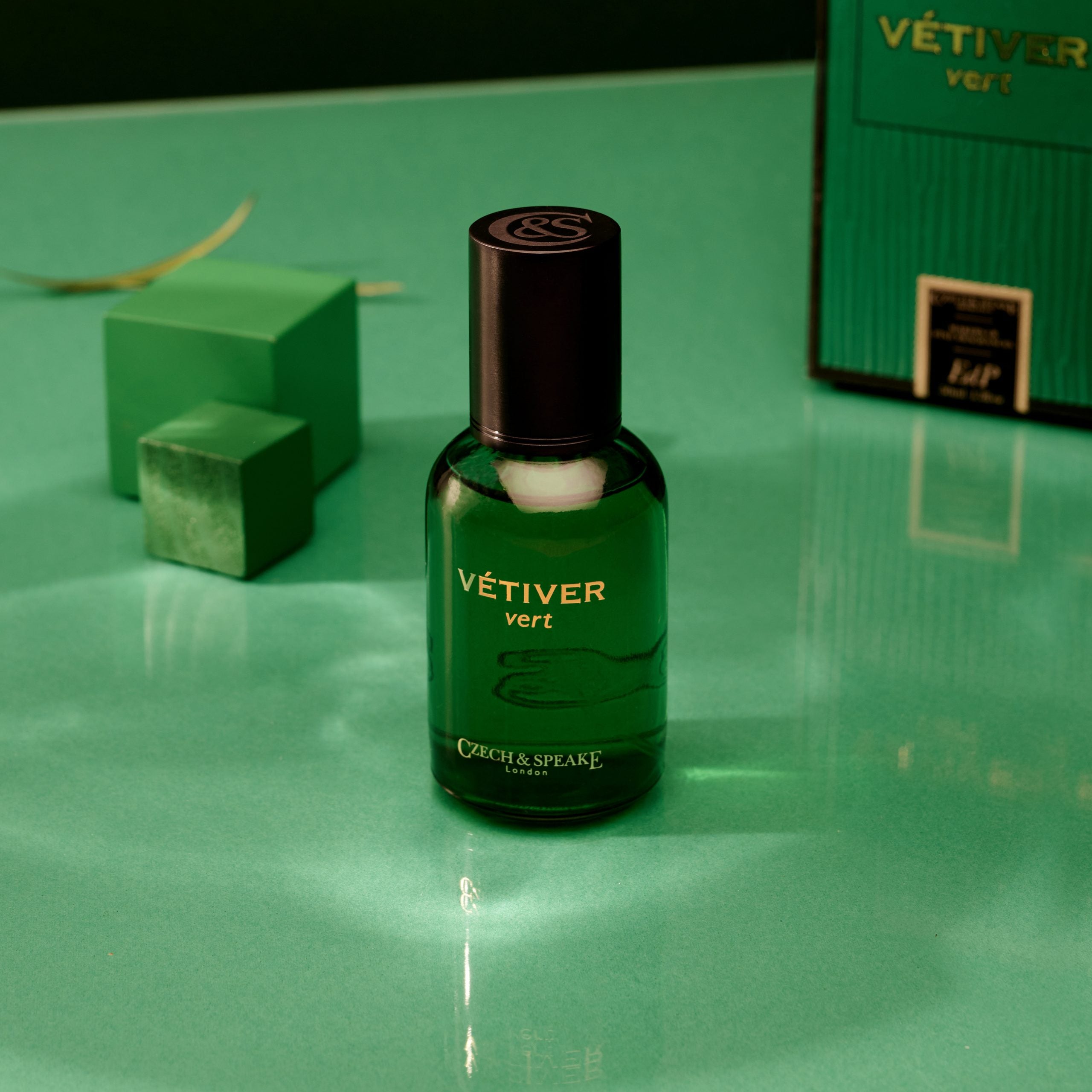 Czech & Speake Vétiver Vert Eau de Parfum 50ml Lifestyle Picture