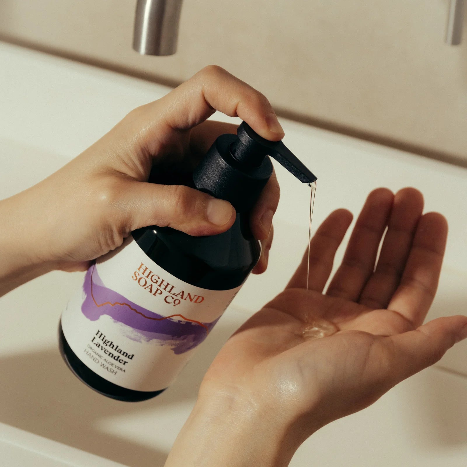 The Highland Soap Company Lavender Hand Wash 300ml